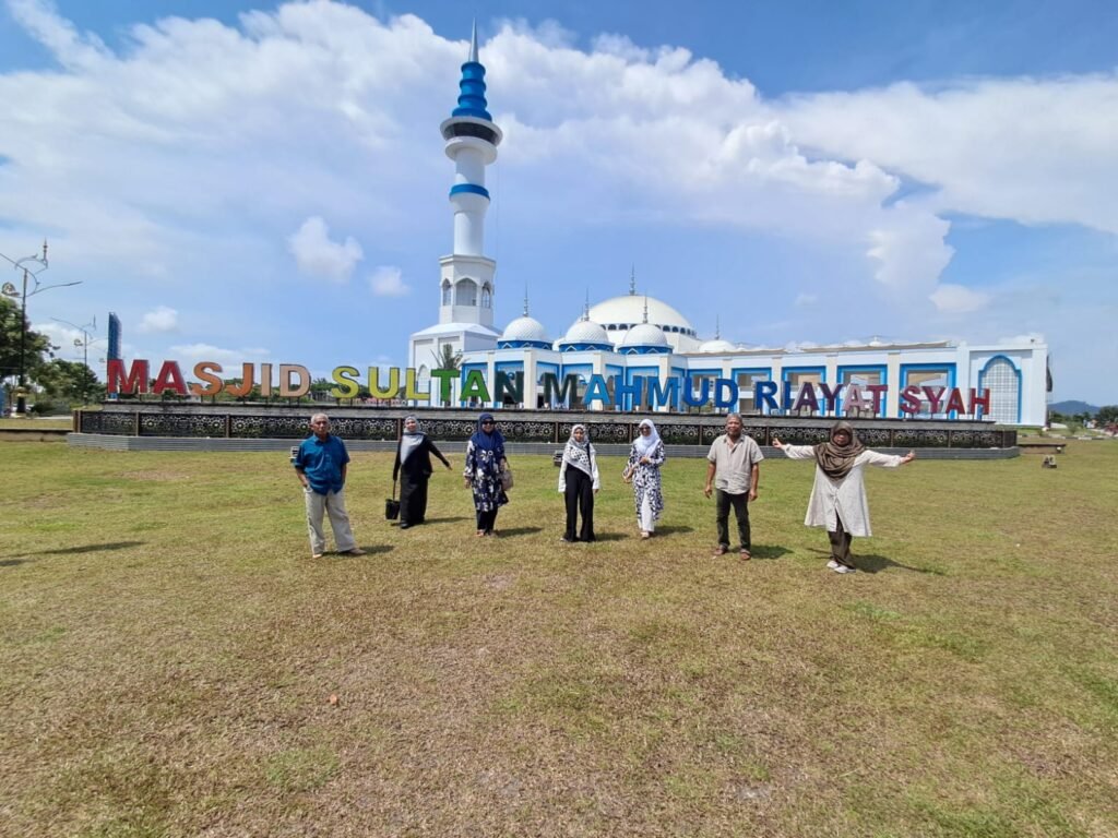Mesjid Sultan Mahmud Riayat Syah Batam Mesjid Sultan Mahmud Riayat Syah Batam